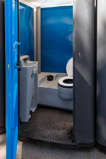 Portable Toilet Options We Offer in Canutillo, TX